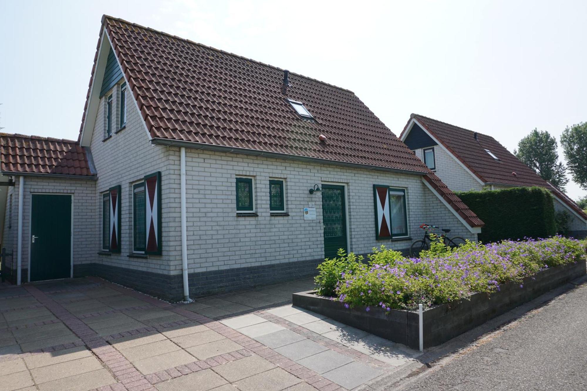 Kustverhuur, Park Schoneveld, Zeemeeuw 138 * Breskens